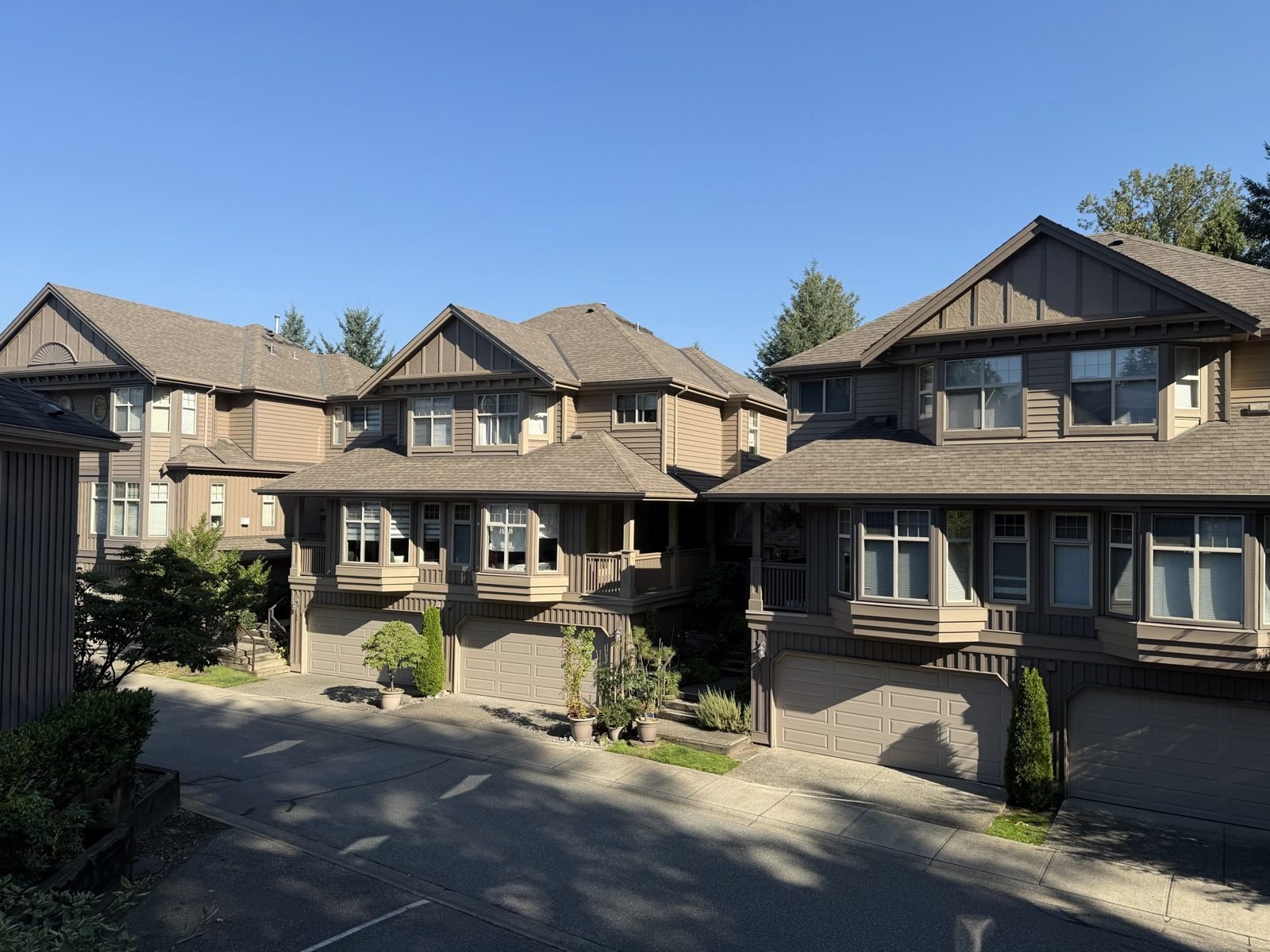 Crescent Heights townhomes, Burnaby