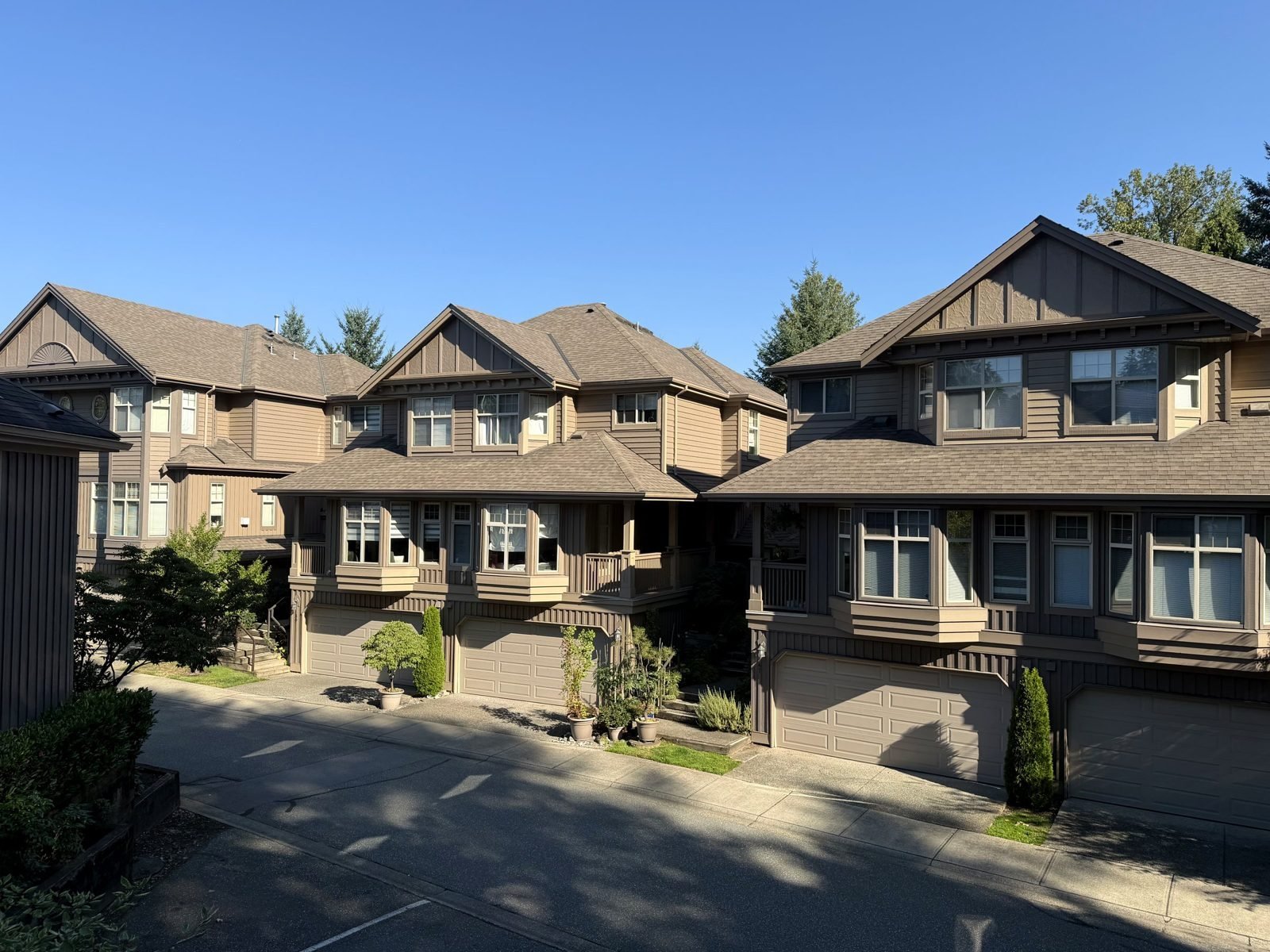 Crescent Heights townhomes, Burnaby
